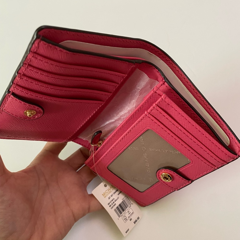 Nwt MK Wallet - Picture 3 of 6